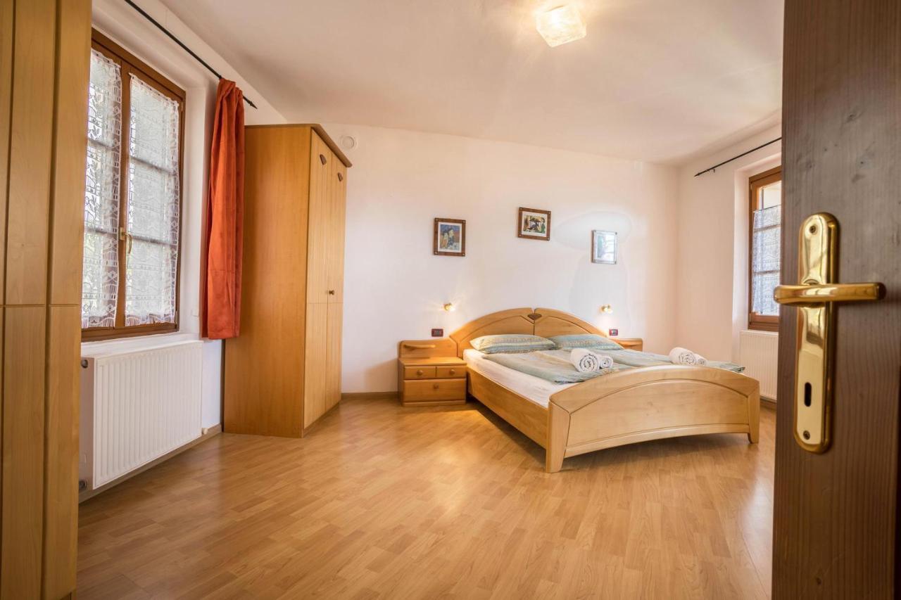 Residence Lena App 3 With Balcony Tenno Eksteriør billede